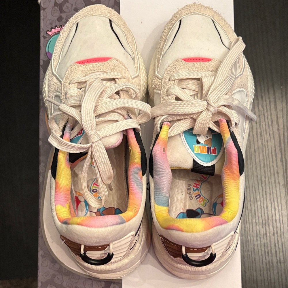 Puma Kids Sneakers in White and Multicolor